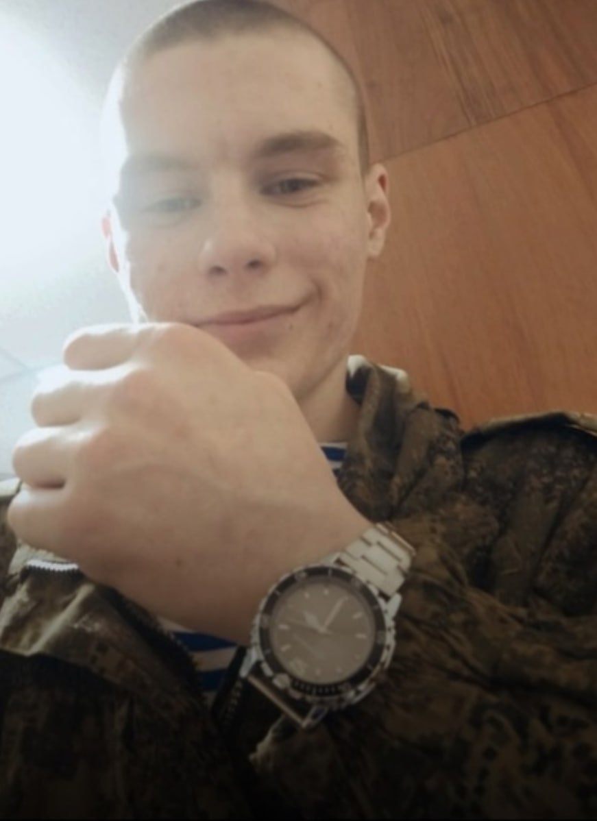 Пузиков Денис Артемович